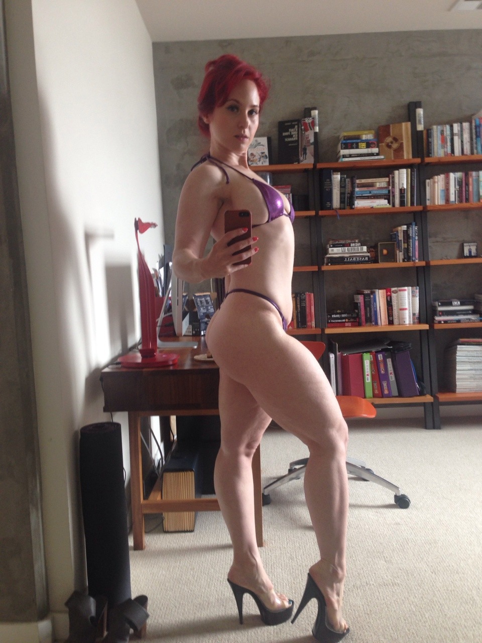 andrearosu:  About to shoot a dance custom!