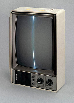 a-sym-metric:  gallowhill:  Nam June Paik - Zen for TV, 1963  NAM JUNE PAIK // THE MEDIUM IS THE MEDIUM “AS COLLAGE TECHNIQUE REPLACED OIL PAINT, SO THE CATHODE-RAY WILL REPLACE THE CANVAS” 