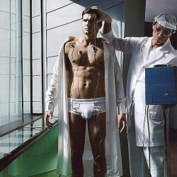 hotmenofhollywood:  If I was that man in the lab coat, I would perform “experiments” on Ashton’s very nice peen! For more of the sexiest men in film and television: www.hotmenofhollywood.tumblr.com