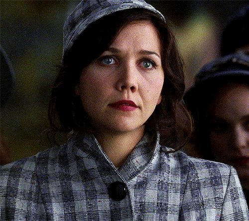 Maggie Gyllenhaal In Mona Lisa Smile (2003) Dir. Mike Newell