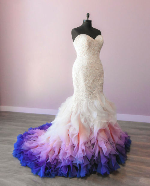 nae-design: Gradientastic wedding gowns by artist Taylor Ann Linko 