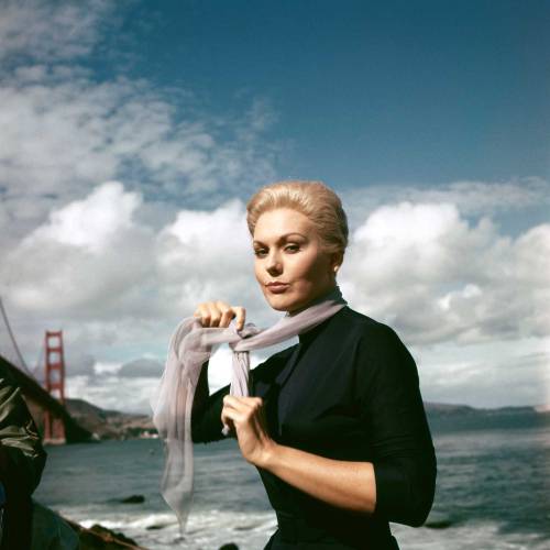 lottereinigerforever:Kim Novak on the set of “Vertigo”