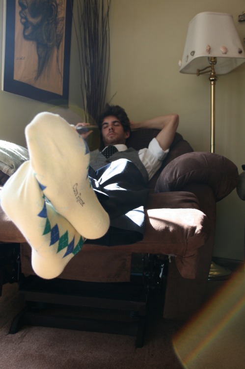 tfootielover:  I like this ones sexy feet ymmmmmy 