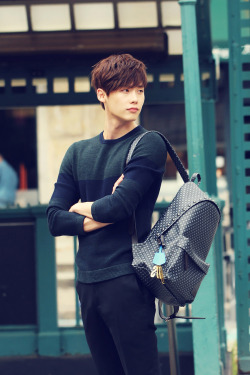 kpophqpictures:  [MAGAZINE] Lee Jong Suk