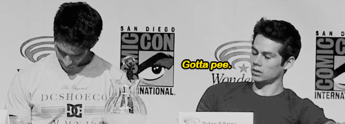 dylanships:  heathyr:  bowie28:  Posey had to pee and Dylan was being the best bro