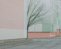 Lafilleblanc:  Marietta Varga“ Rarely Does Something In Reality Look The Same