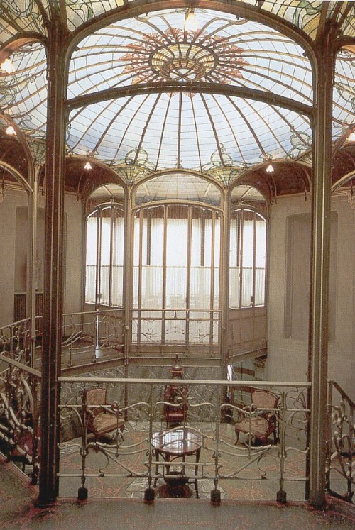 lullacrying - ghostlywatcher - Art Nouveau interior.omg