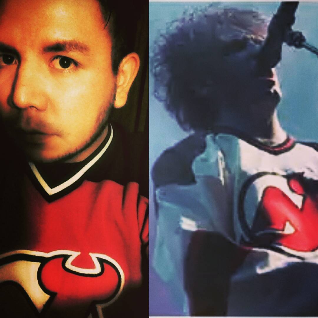 Si #RobertSmith  usaba sus #jerseys de #hockey  ¿por que yo no? #newjerseydevils