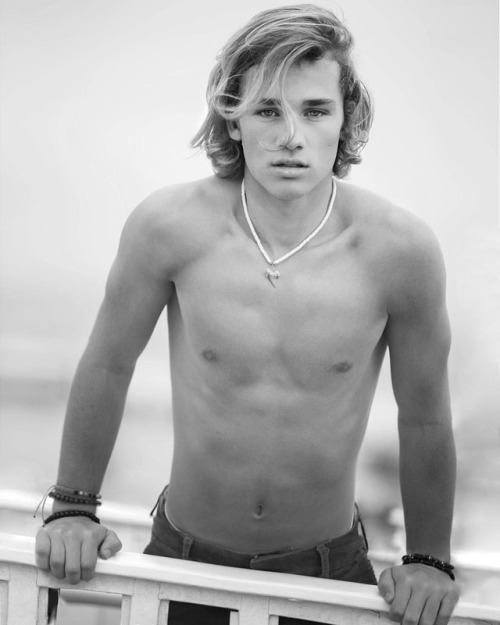 pridetraveller:  takingoff38: Taking Off Click, reblog and follow.  Pass me around to all your friends.  Charlie DiStefano