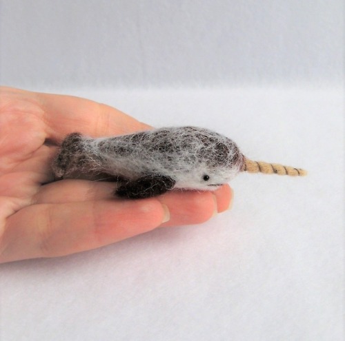 sosuperawesome:  Needle Felted Marine AnimalsLidentoy on EtsySee our #Etsy or #Needle Felting tags 