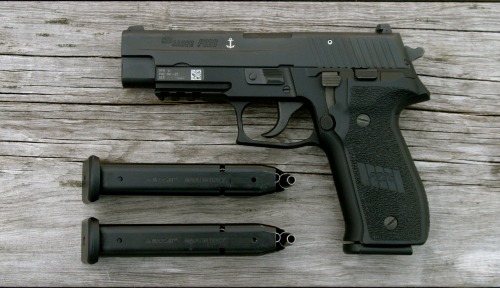 northwestnorthlanders:EDC staple: SIG SAUER P226, MK25 variant. Great as they get in my book. Can’t 