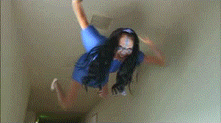 goddamit-evry1:  sixpenceee:  Imagine being in sleep paralysis, where you are awake but can’t move and seeing this crawling on your ceiling   She looks so happy.
