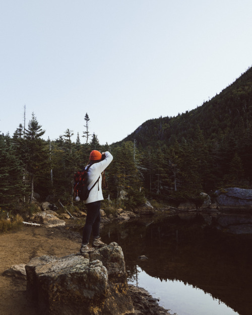 Carter Notch sunrise hike with @JessOlm. White Mountains, New Hampshire || IG: BToneVibes