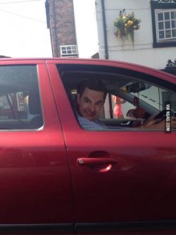 9gag:  I stopped at the lights, then turned