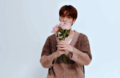 gyeheoni:  flower boy ♡  