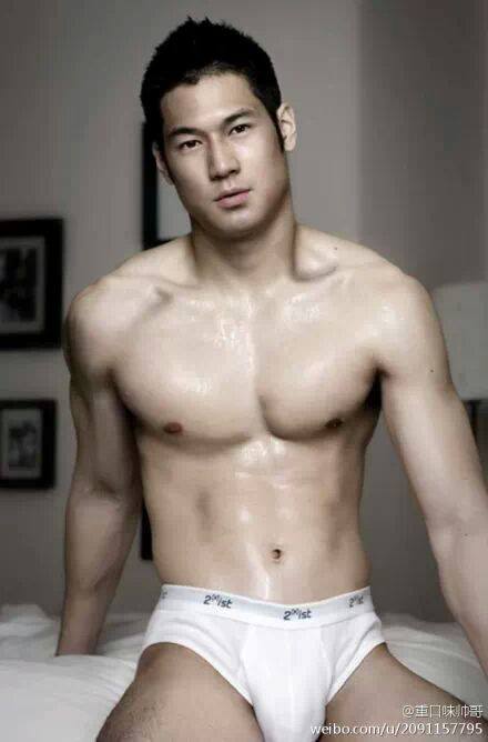 evianguy:  Hawt Asian Studs! 