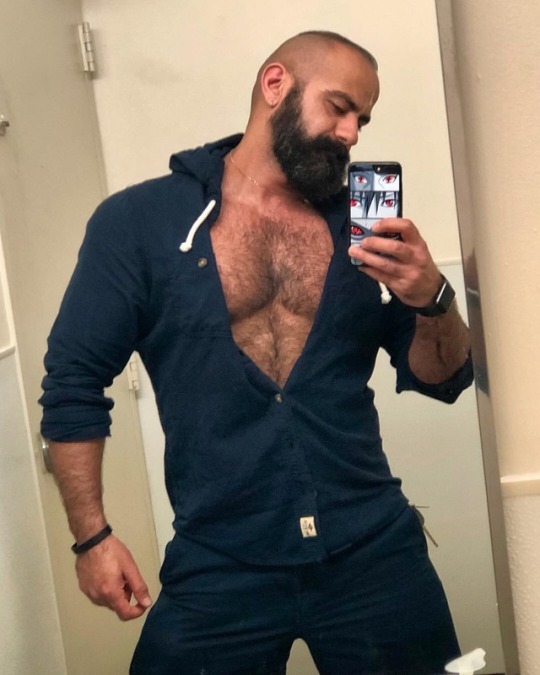 beardburnme2:  Dantheman071979 instagram 
