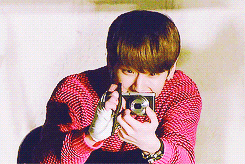 himdaes:  himchan the photographer 