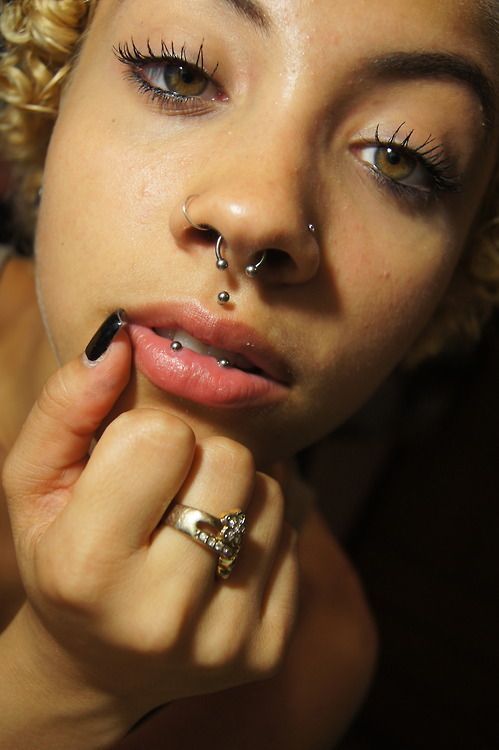 piercingslimonbay (istagram) Estilo propio&hellip; #piercings #piercing #estilo #chica #girl #wo