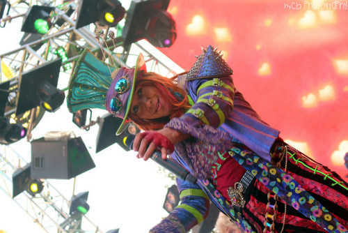 mad t party: hips hatter on Flickr.