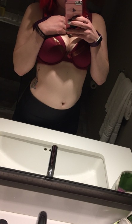 wickedxgirlfriend:I got a new bra and now I just need to get matching panties