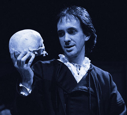angelophile: Hamlet as portrayed by Laurence Olivier, Jonathan Pryce, Alec Guinness,