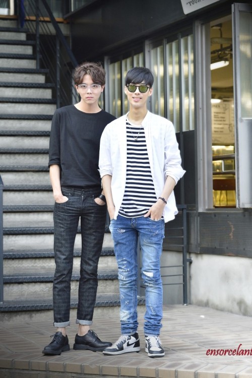 dibski:  Streetsnap: Joo Woo Jae & Kim Pill Su Photo by ensorcelant 