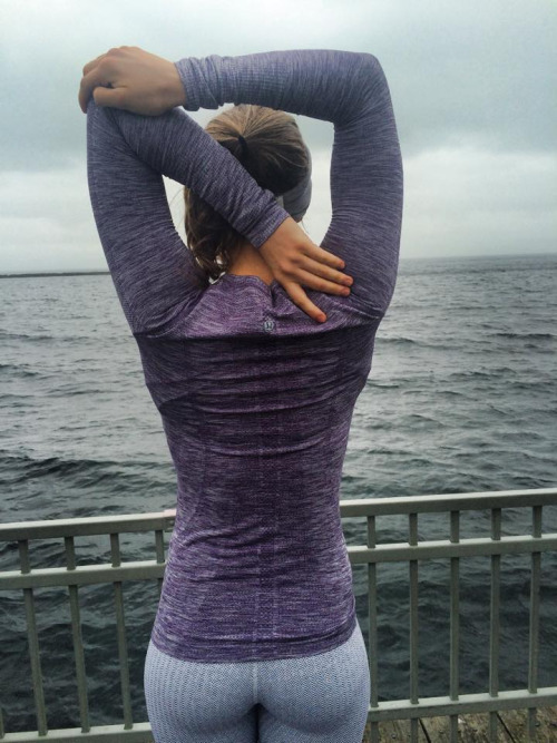 fitbitchfitness:  Photo Follow the Fit Bitch!