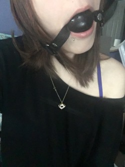 bruisesandbelts:  Either the gag is too big or my mouth too small, but I feel like this isn’t the best look for me