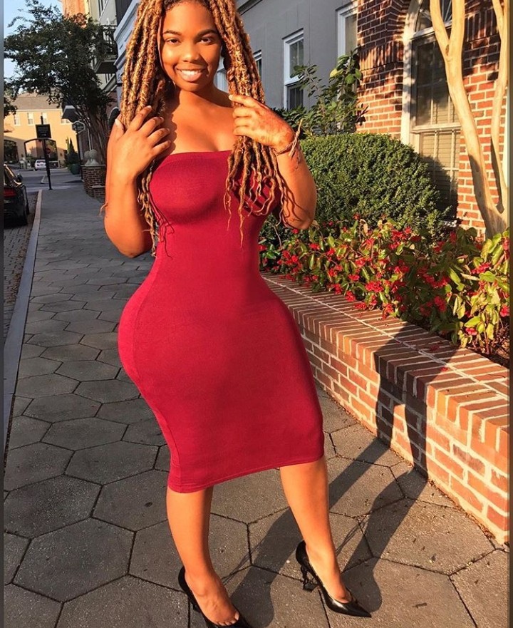 kingjazziedad:  DeliciouslySexy. Curvy. BootiDelicious Mami    Ms Ravie_Loso 💜