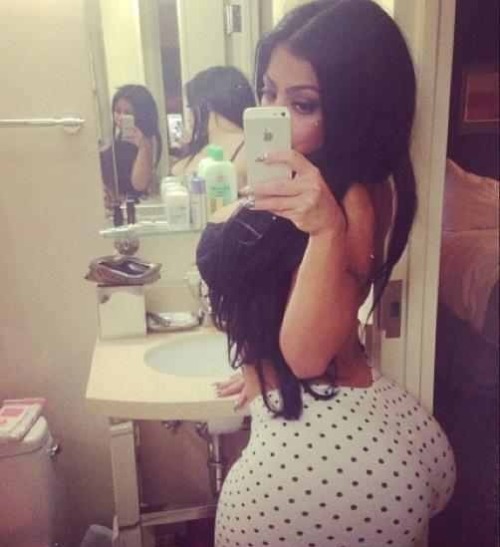 astoldbyclitliquor:  @Elnaz1985