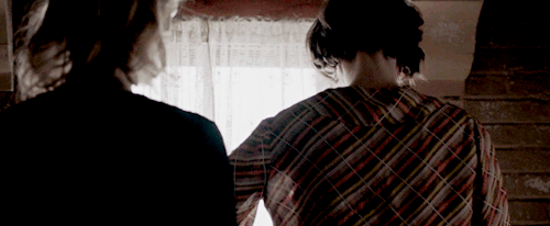 twoquickdeaths:Bill and Elizabeth / Elizabeth and Olive / Olive and Bill / Bill and Elizabeth and Olive