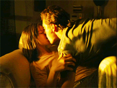 sharkfassy:Fish Tank, 2009.- Mia and Connor (1/2/3)