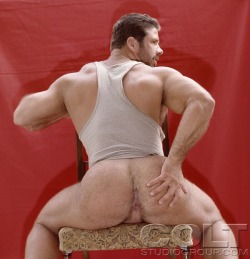 marriedjock8:  Take a seat, arch your back.