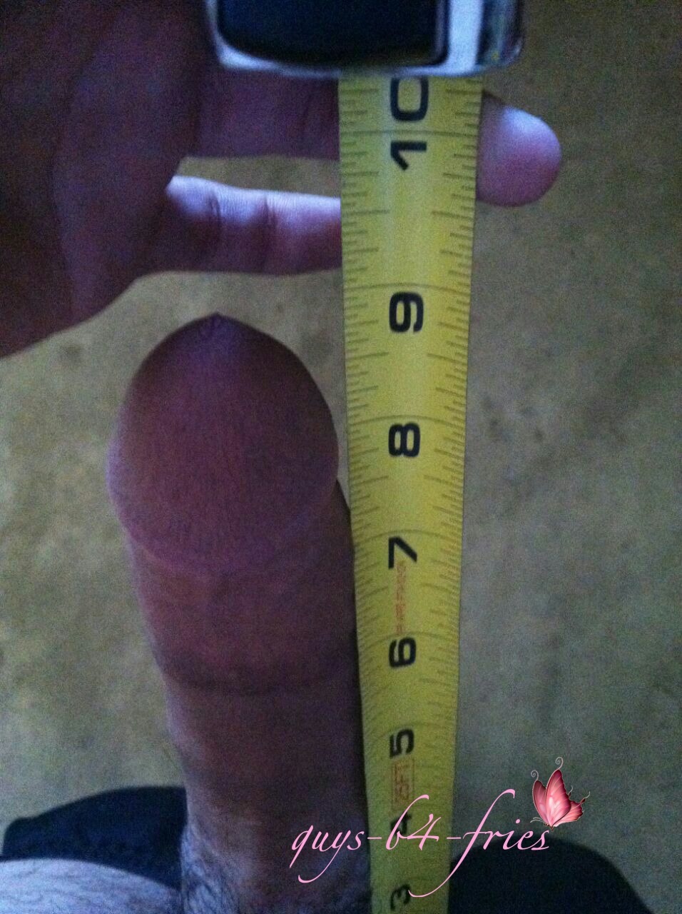 straightbaitedguys:  He looked yummy with the hat on.