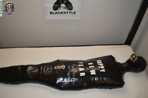 https://lovetapebondage.tumblr.com/post/136474517011