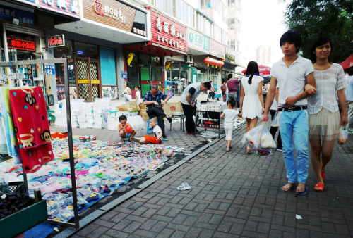 6500k:  Kaifaqu-Dalian, China by asterisktom on Flickr.