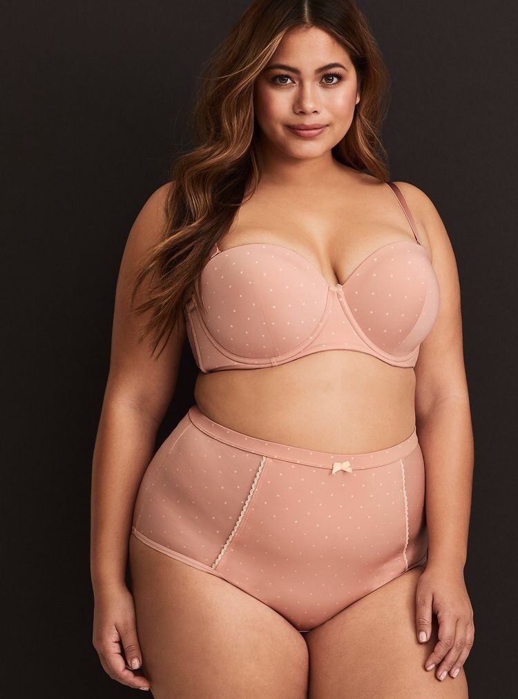 thesecretsoflingerie:  Torrid 