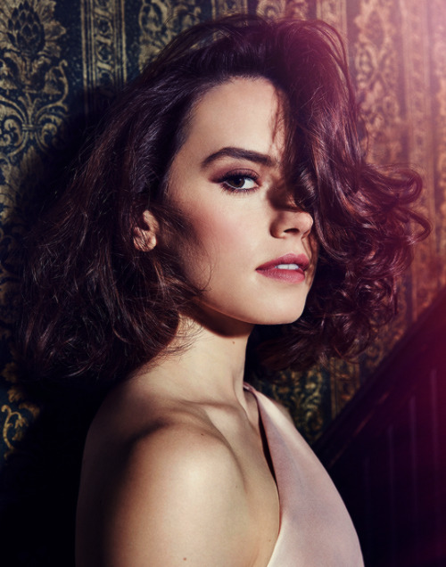 anakinis:  New outtake of Daisy Ridley by Miller Mombley for the Hollywood Reporter