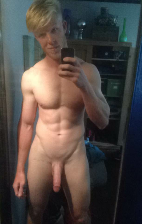 XXX straightdudesnudes:  Tanner’s the tall, photo