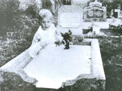 Ghost Baby The photograph to the right was taken by a woman mourning