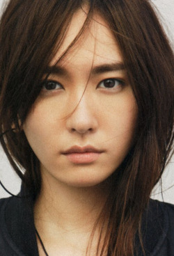 goldresortallstars:  ARAGAKI YUI / NYLON