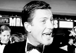 dinomartins-blog: Dick Van Dyke at premiere of Mary Poppins