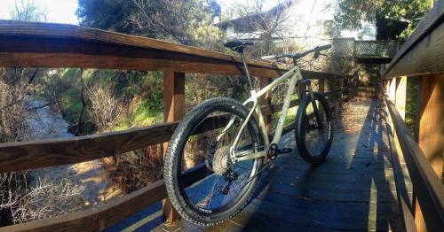 unpredictyourwednesday:Salsa Timberjack 27.5+ #topangacreekoutpost #salsacycles #timberjack #27.5+