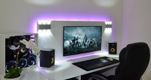 linxspiration:  20 Gaming Battlestations That Will Make You Ridiculously Jealous