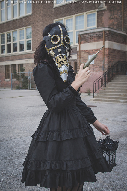 the-gloomth: Model/mask: GigglesPhotographer: Taeden HallWearing Gloomth!