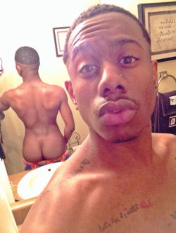 juseatthedamncake:  goodbussy:  SUBMISSION: Thanks shawty. Looking sexy   www.JusEatTheDamnCake.Tumblr.Com/archive