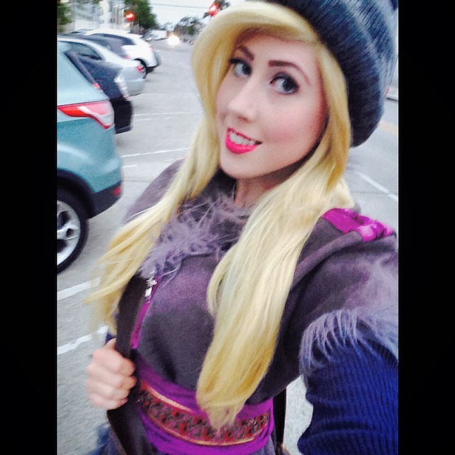 countess-canterburry:  ❄️played Kristina (fem-kristoff) yesterday at geek pride!❄️