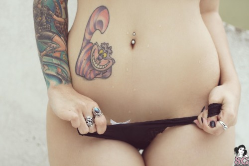 beautifulgirlsmakemesuicidal:  Menta Suicide   Fuck me, some of these new SG’s are flat out AMAZING!!!