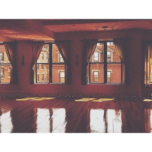First experience at a Yoga studio outside of PA! #inlove #yoga #boston #flightattendantlife #northen